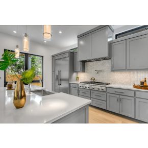   Konyhaszekrény felújítás öntapadós fóliával - Fóliás Juci Online tanfolyam 