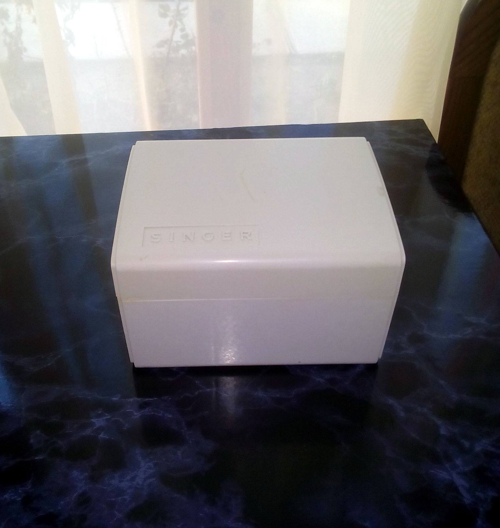   Fehér Fényes Öntapadós Fólia (Magasfényű Fehér - Ral 9016) (2 m x 45 cm)
